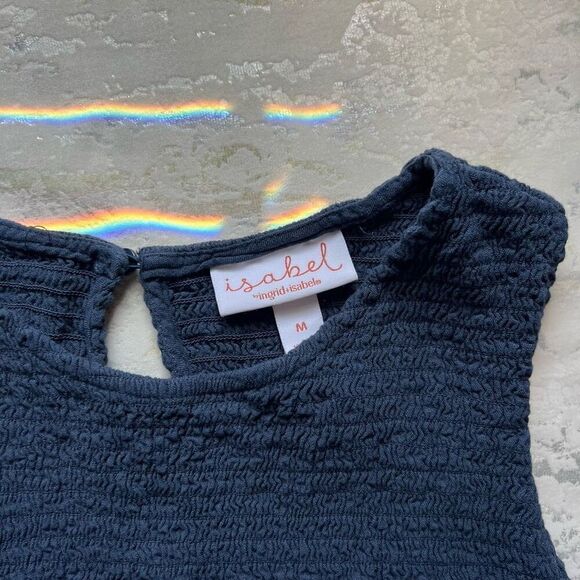 Isabel Ingrid + Isabel Smocked Midi Dress with keyhole cutout - Picture 10 of 11